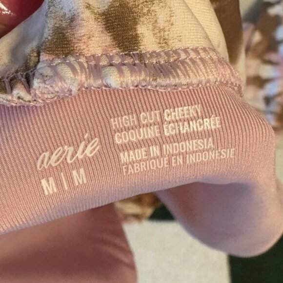 EUC Aerie Tie-Dye Bikini - Picture 3 of 3